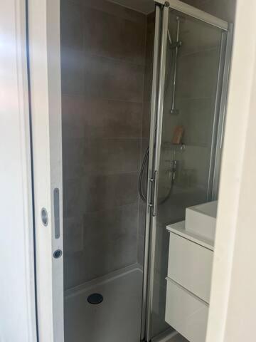 Beautiful Cosy Apartments In The Heart Of أنتويرب المظهر الخارجي الصورة